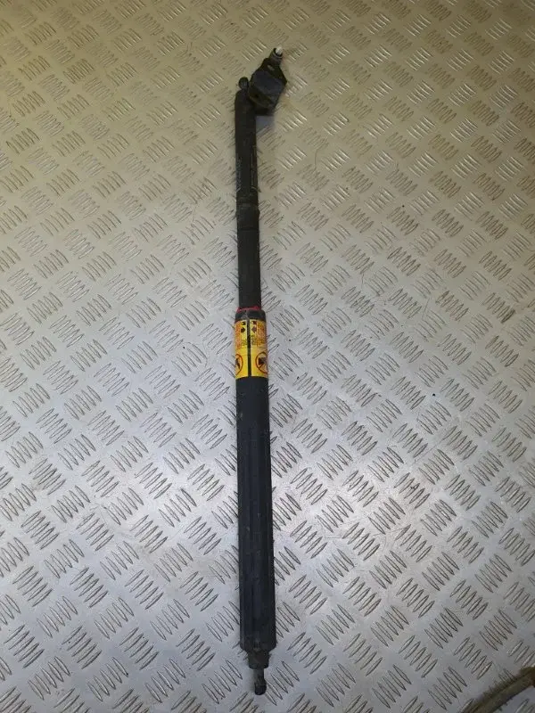 Амортизатор крышки багажника, капота, заднего стекла 686500W040