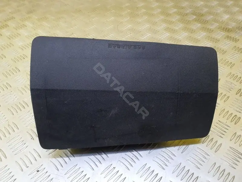 Подушка безопасности 739700K011B0