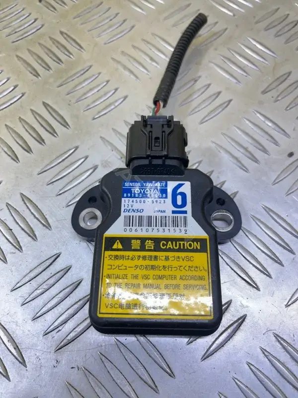 Датчик ускорения 8918348030