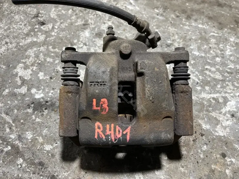 Суппорт тормозной LR015586