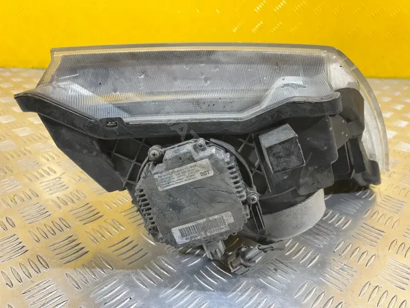 Фары 26060EB380