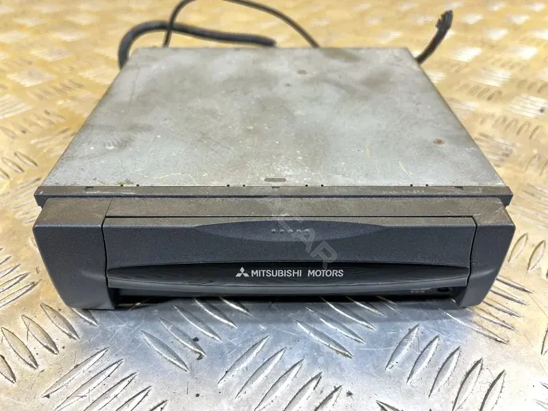 CD-чейнджер MZ313040