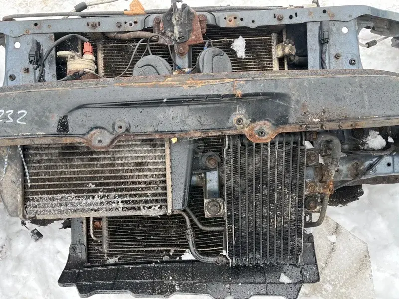 Радиатор охлаждения 1350A183