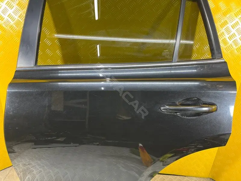 Молдинг двери 7574042040