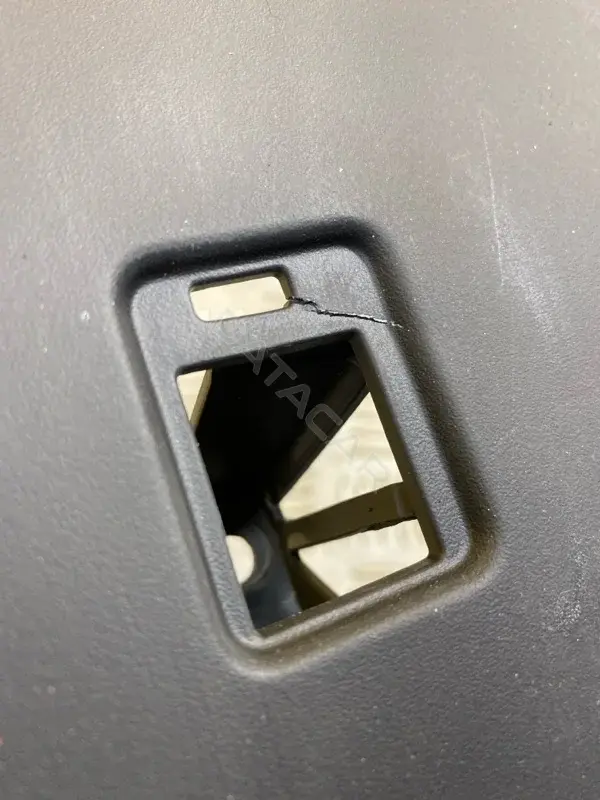 Обшивка стойки задней BJ32519A96AF