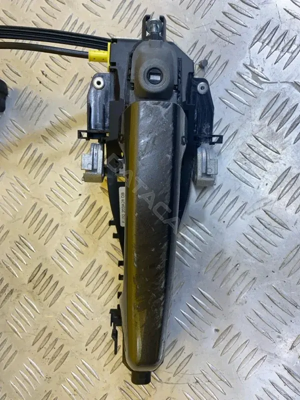 Ручка двери EJ32203A28