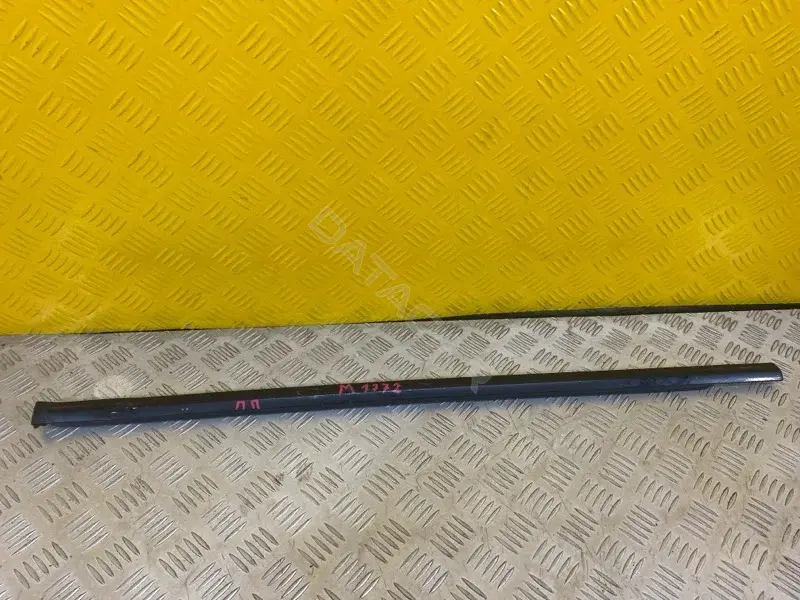 Молдинг двери 165807