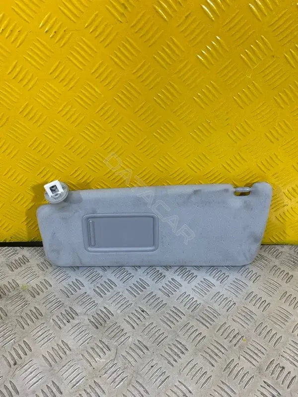 Козырек солнцезащитный 7432060C60B1