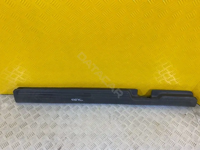Накладка на порог 898101111Y