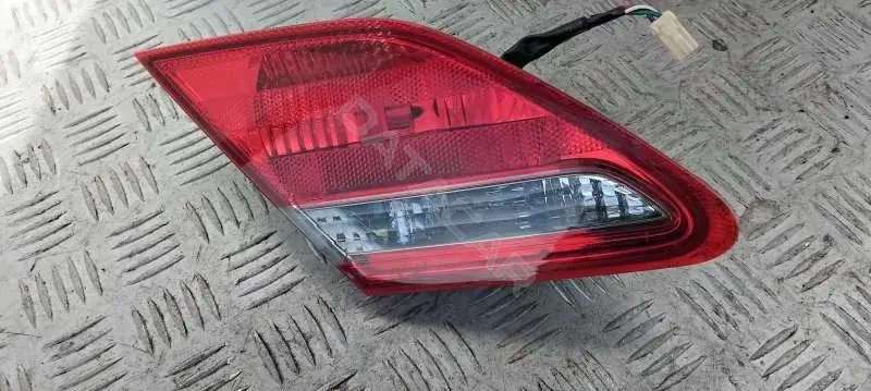 Задние фонари 81590AC020