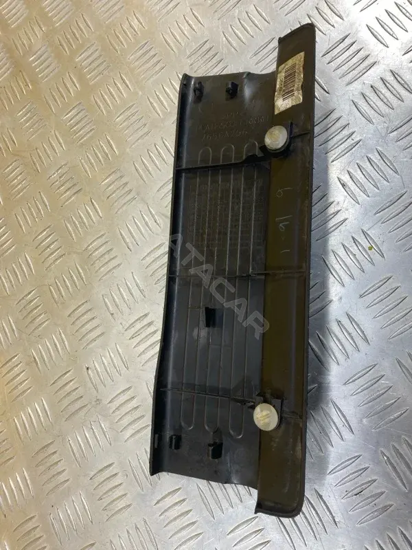 Накладка на порог 7656AS256ZZ