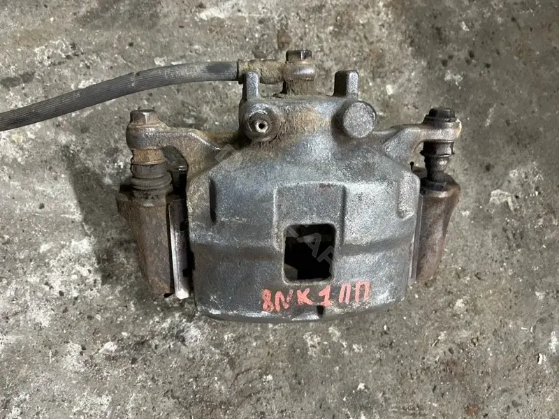 Суппорт тормозной 4605A201