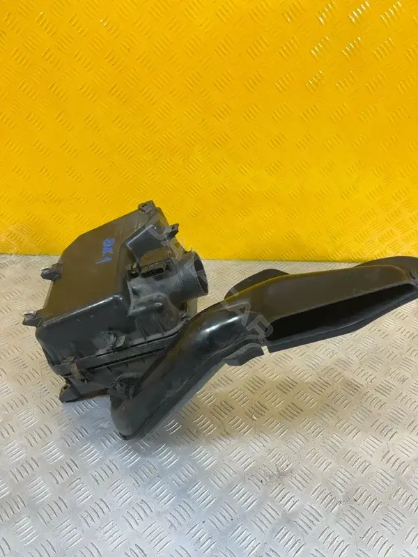 Корпус воздушного фильтра TG1001408200