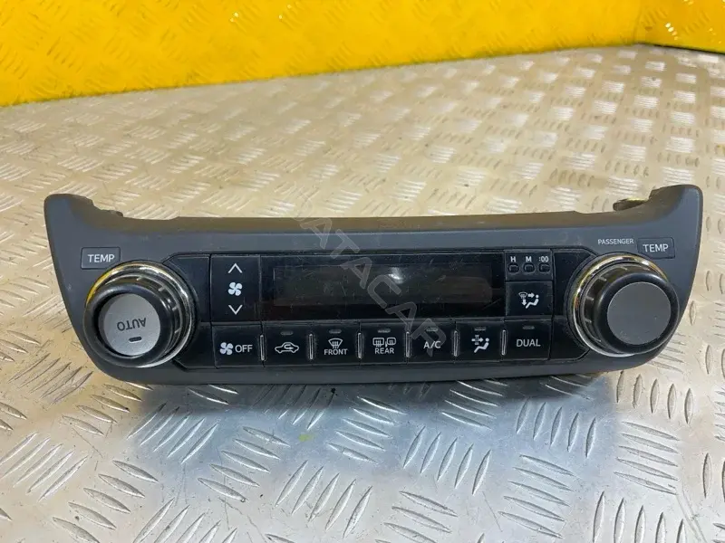 Блок управления климат-контролем 8401060A40