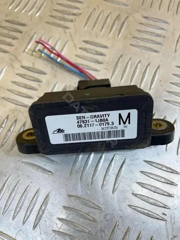 Датчик ускорения 479311JB0A