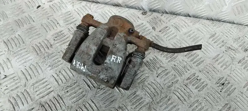 Суппорт тормозной LR027850