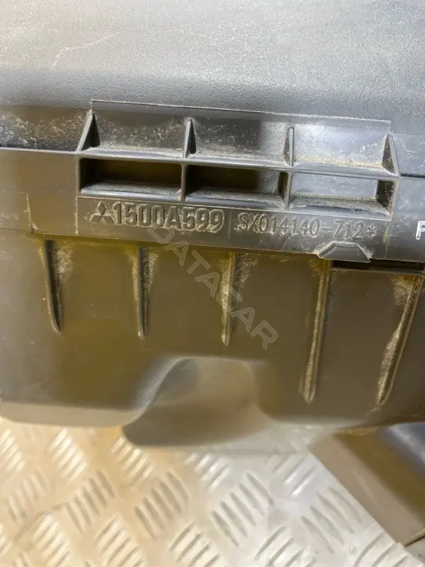 Корпус воздушного фильтра 1500A599
