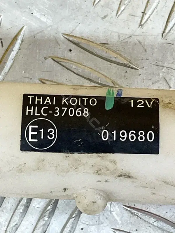 Горловина бачка омывателя HLC37068