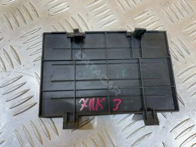 Пластик салона 8011B630ZZ