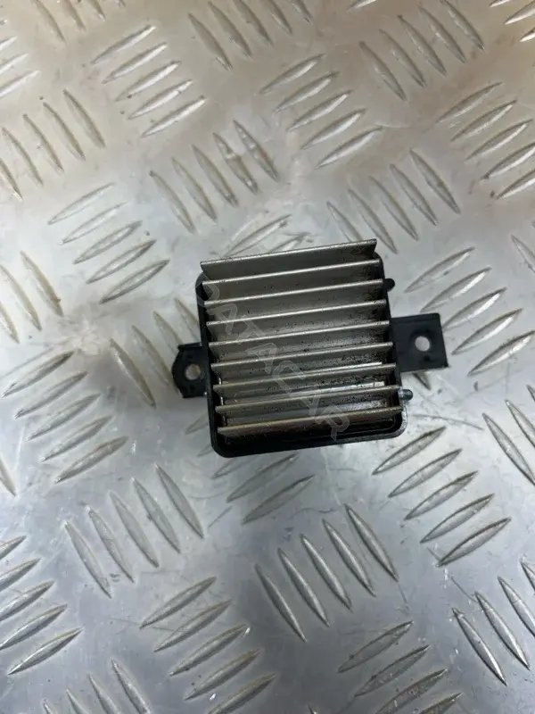 Резистор печки 7810A284