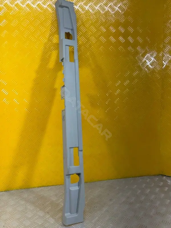 Пластик багажника 64261KK050