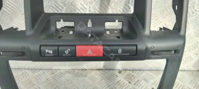Кнопка аварийки 6H5213D734BC