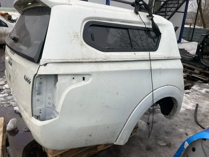 Задняя часть кузова (тазик) 6722A463