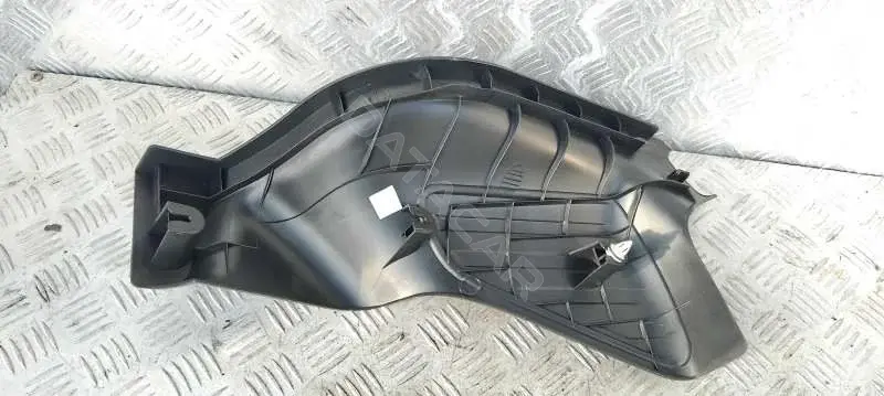 Накладка на порог VP6H5X13228ABW