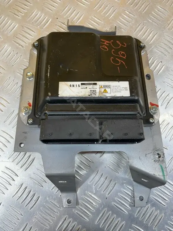 Блок управления двигателем 1860D280