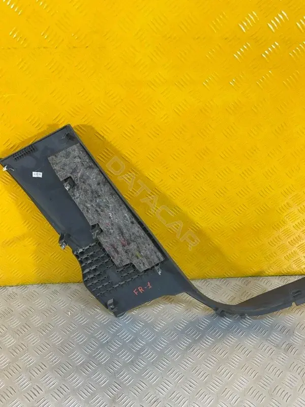 Обшивка стойки задней AB392631006AAW