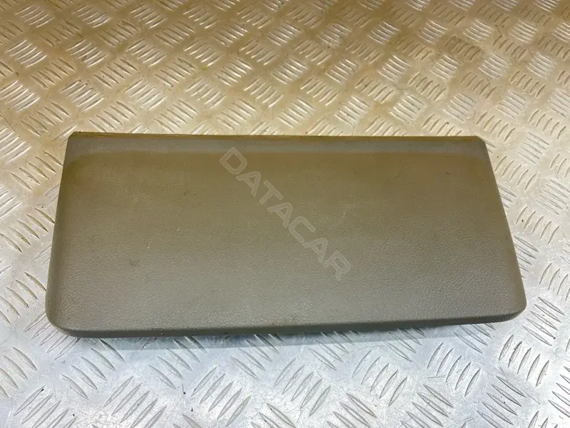 Пластик салона 68257MB400