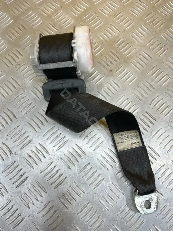 Ремень безопасности 7G5010