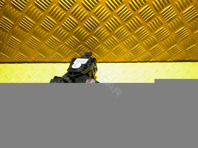 Педаль газа AB399F836AB