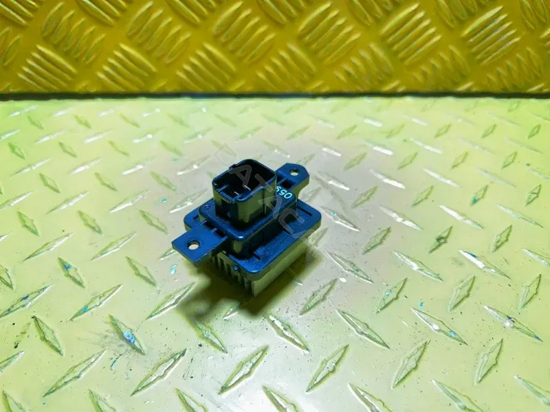 Резистор печки 7810A284