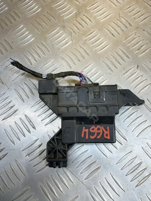 Блок управления климат-контролем 886500K420
