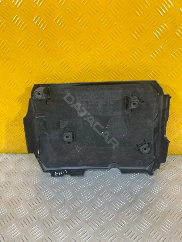 Декоративная крышка двигателя 06K103925