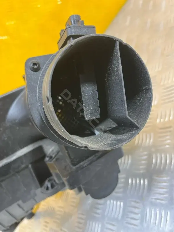 Расходомер воздуха 03L961461A