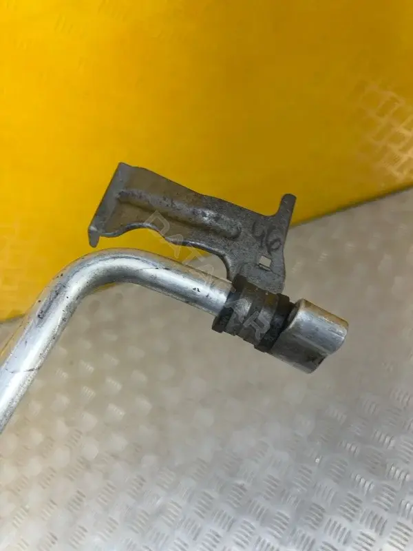 Трубка кондиционера 92450EB600
