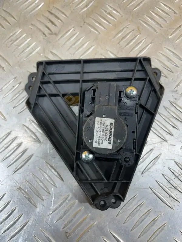 Мотор заслонки печки CSA512T014