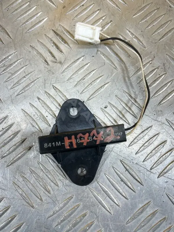 Усилитель антенны 8637B410