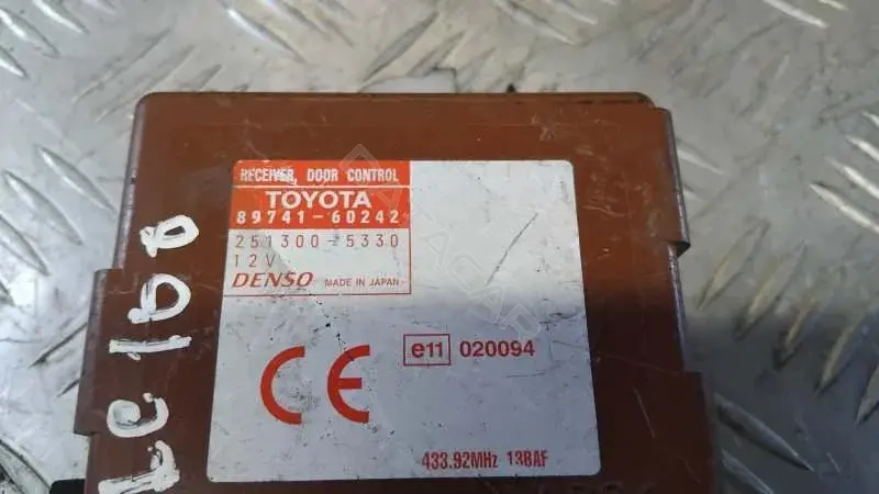 Блок управления двери 8974160242