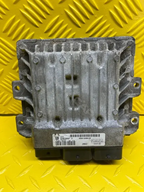 Блок управления двигателем AB3912A650DE