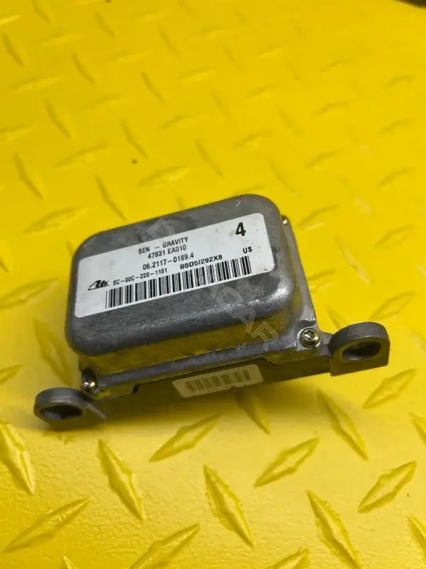 Датчик ускорения 47931EA010