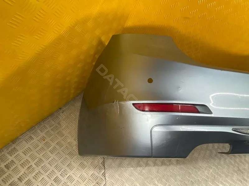 Задний бампер 51127312724
