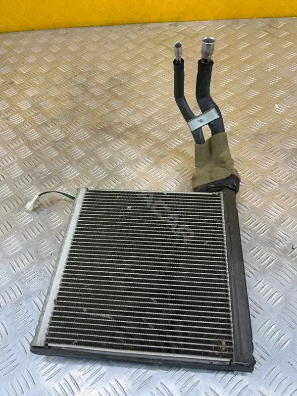 Испаритель кондиционера 8850160421