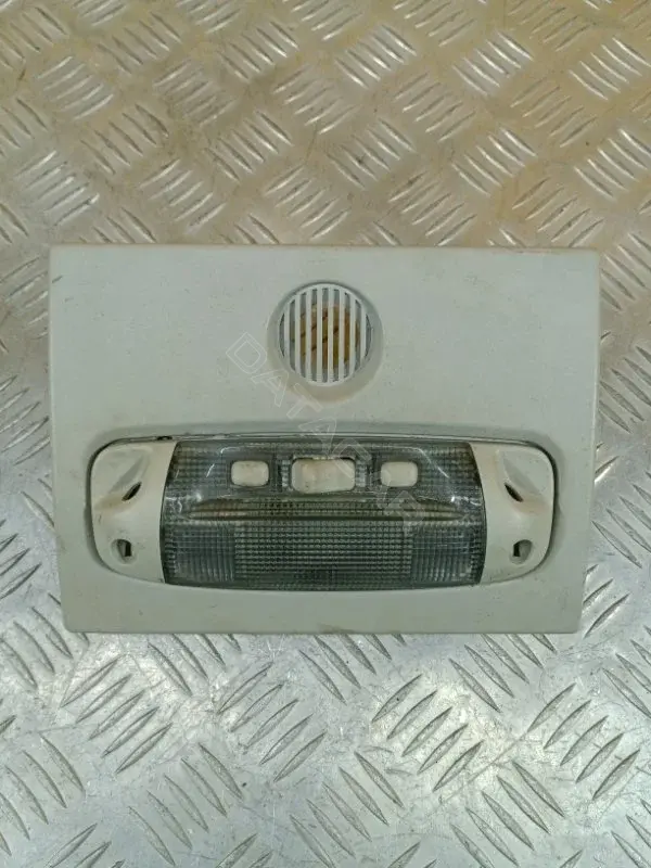 Плафон освещения салона AV7915K609AB3BMA