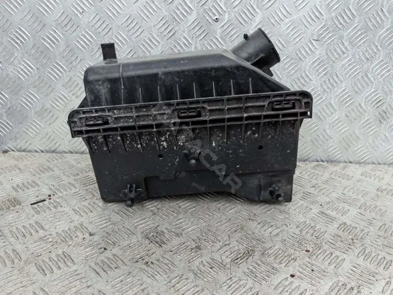 Корпус воздушного фильтра 04891700AC