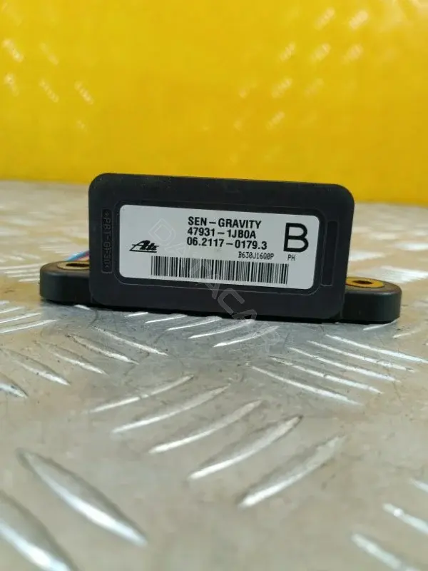 Датчик ускорения 479311JB0A