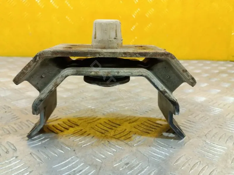 Подушка КПП 123710L120