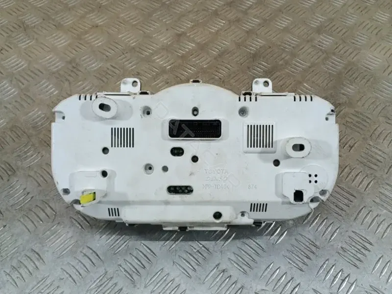Панель приборов 8380042F31